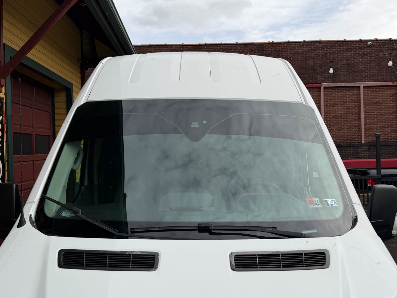 Ford Transit 350 Van High Roof w/Sliding Pass. 148-in. WB EL 2017 Ford Transit 350 Van High Roof w/Sliding Pass. 148-in. WB EL 2017