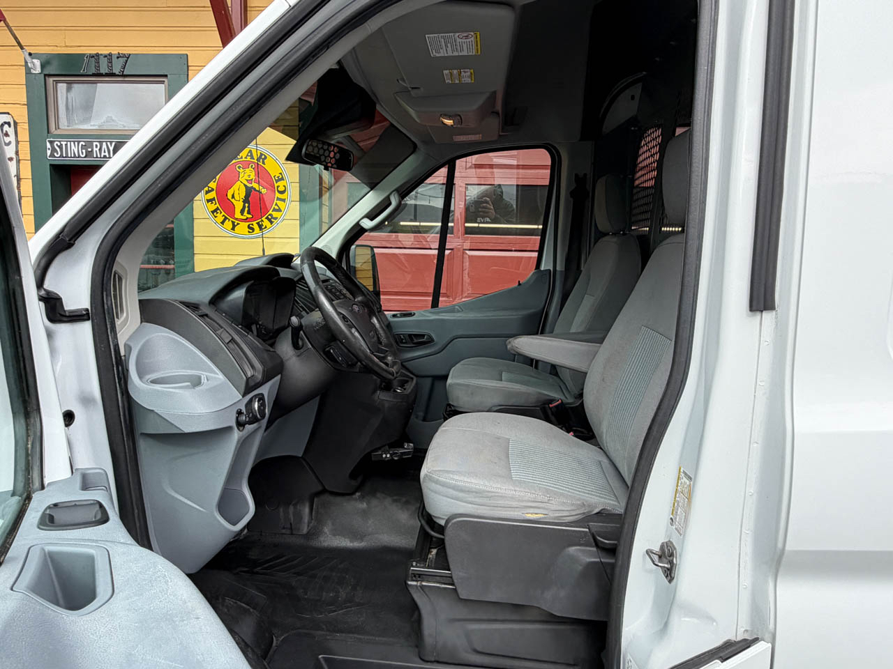 Ford Transit 350 Van High Roof w/Sliding Pass. 148-in. WB EL 2017 Ford Transit 350 Van High Roof w/Sliding Pass. 148-in. WB EL 2017