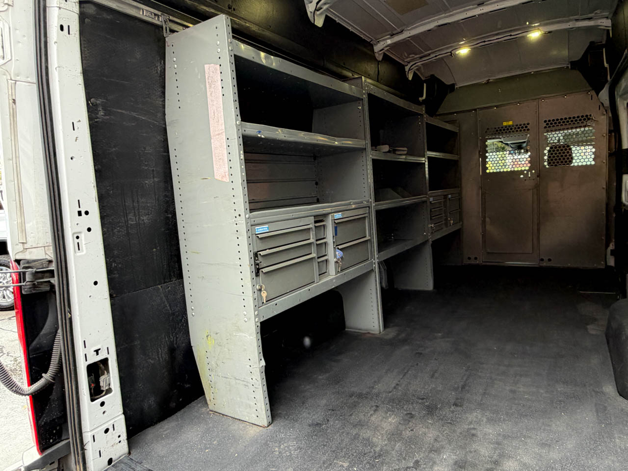 Ford Transit 350 Van High Roof w/Sliding Pass. 148-in. WB EL 2017 Ford Transit 350 Van High Roof w/Sliding Pass. 148-in. WB EL 2017