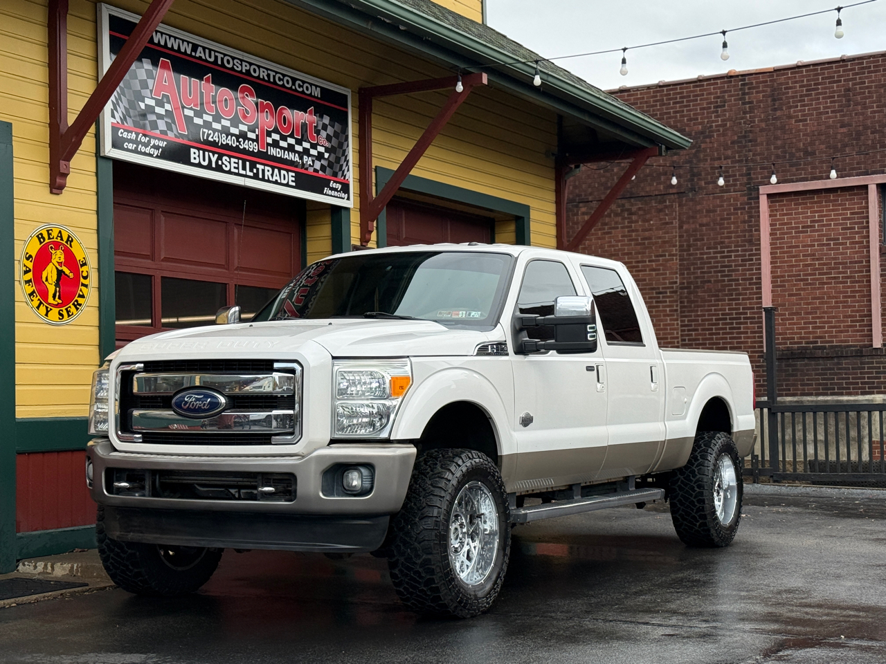 Ford F-350 SD King Ranch Crew Cab 4WD 2012 Ford F-350 SD King Ranch Crew Cab 4WD 2012