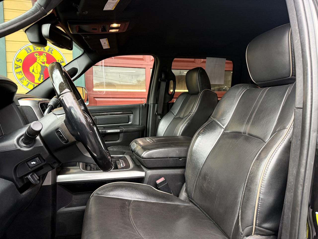 RAM 3500 Limited Crew Cab SWB 4WD 2016 RAM 3500 Limited Crew Cab SWB 4WD 2016