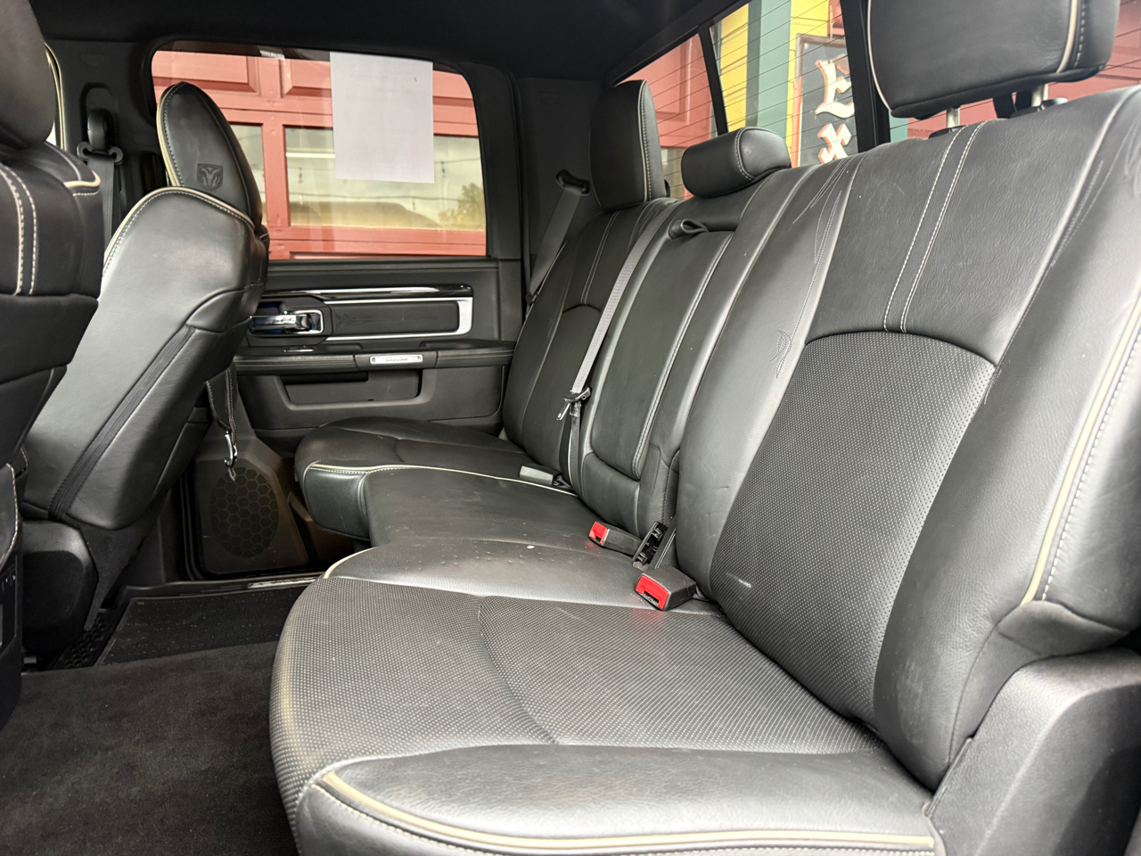 RAM 3500 Limited Crew Cab SWB 4WD 2016 RAM 3500 Limited Crew Cab SWB 4WD 2016