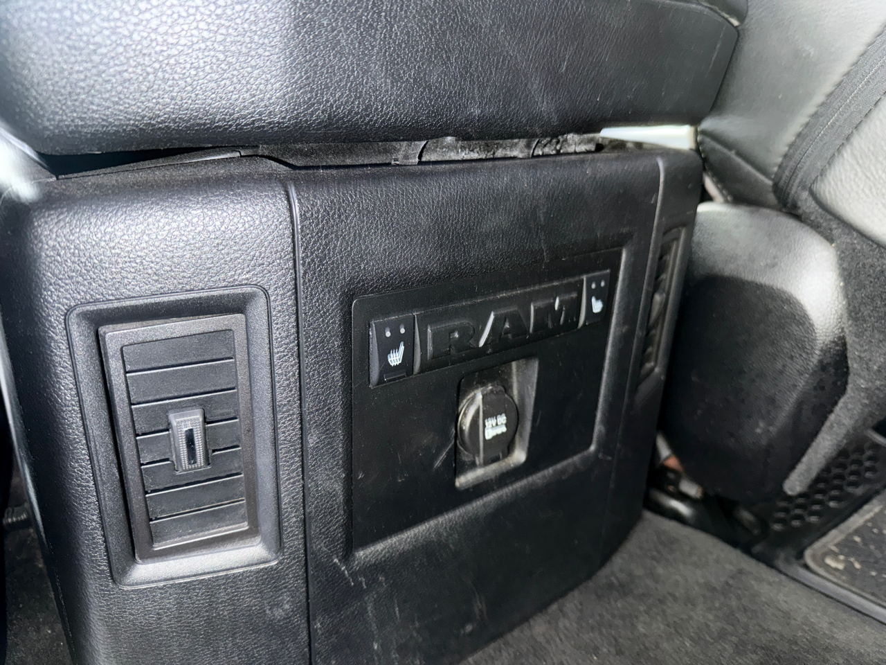 RAM 3500 Limited Crew Cab SWB 4WD 2016 RAM 3500 Limited Crew Cab SWB 4WD 2016