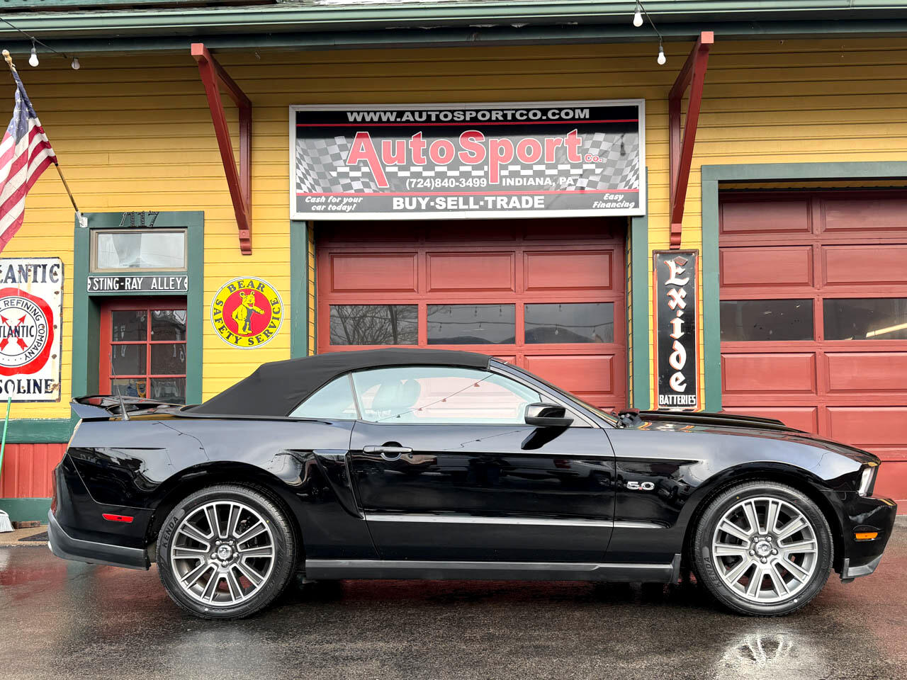 Ford Mustang GT convertible 2011