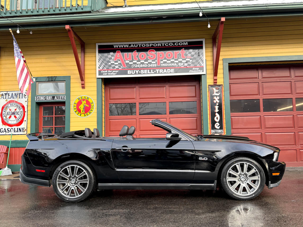 Ford Mustang GT convertible 2011