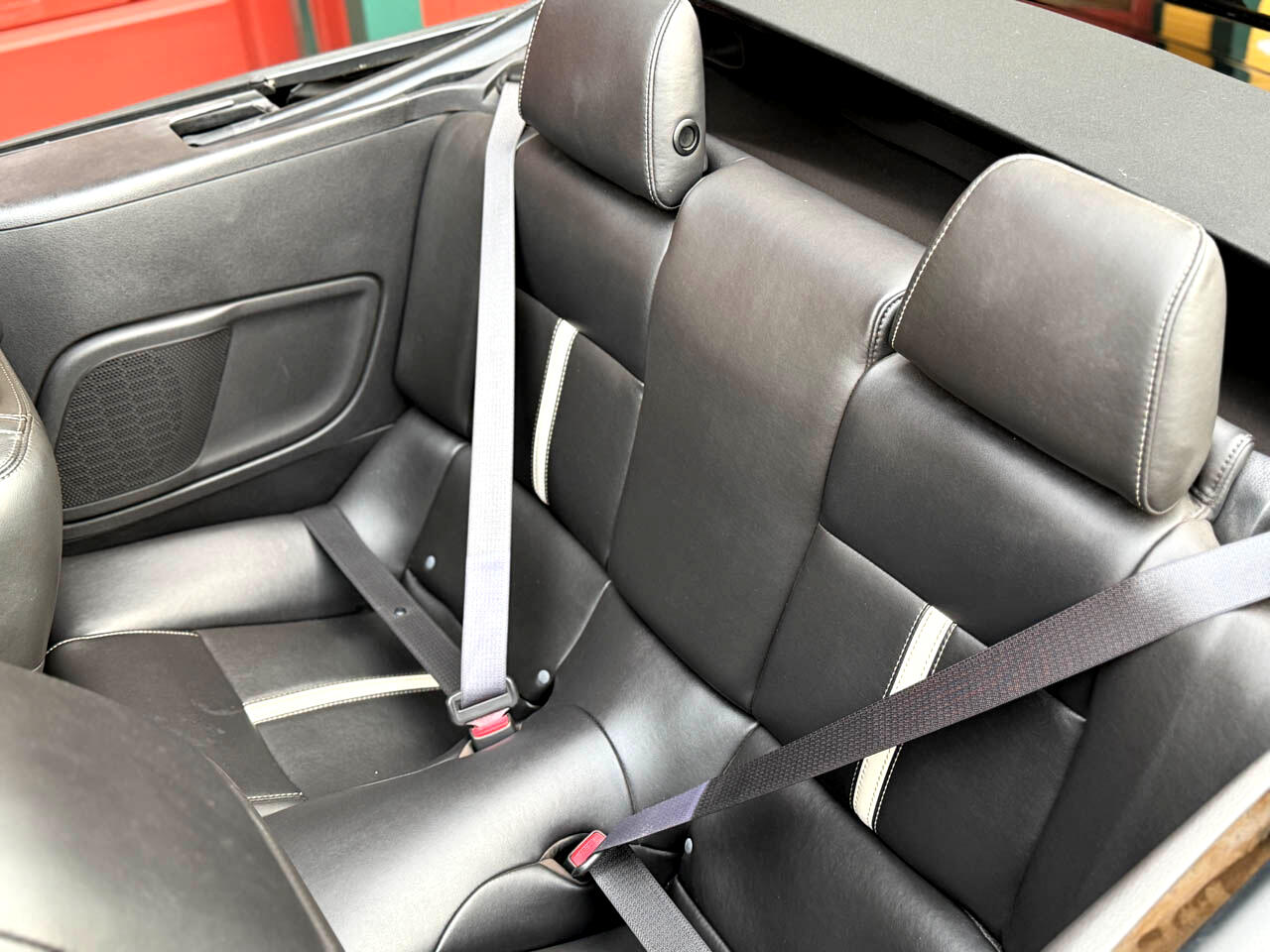 Ford Mustang GT convertible 2011