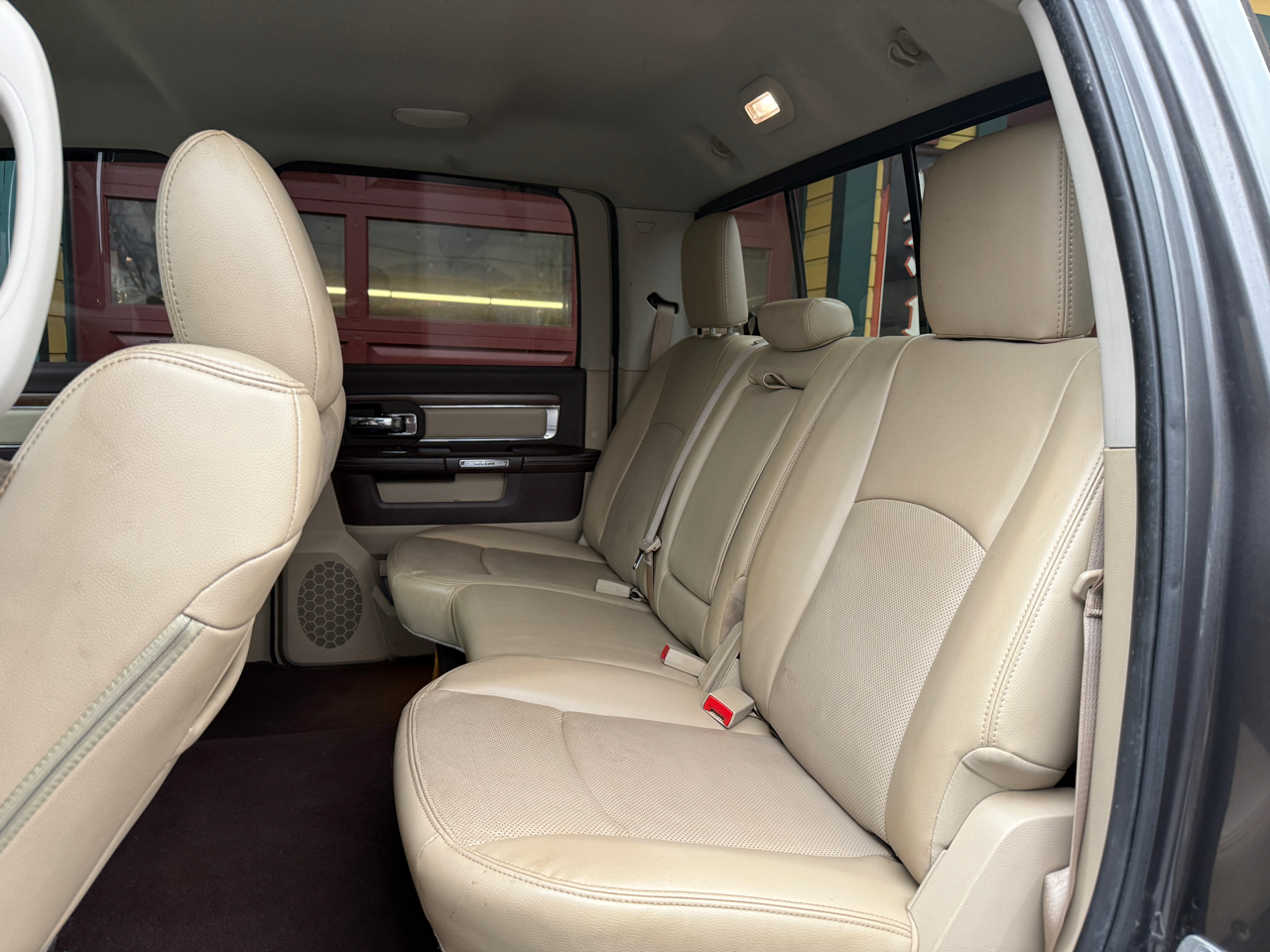 RAM 2500 Laramie Crew Cab SWB 4WD 2014