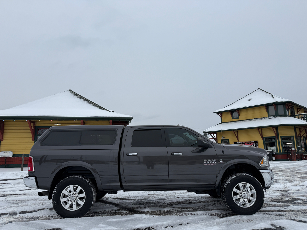 RAM 2500 Laramie Crew Cab SWB 4WD 2017