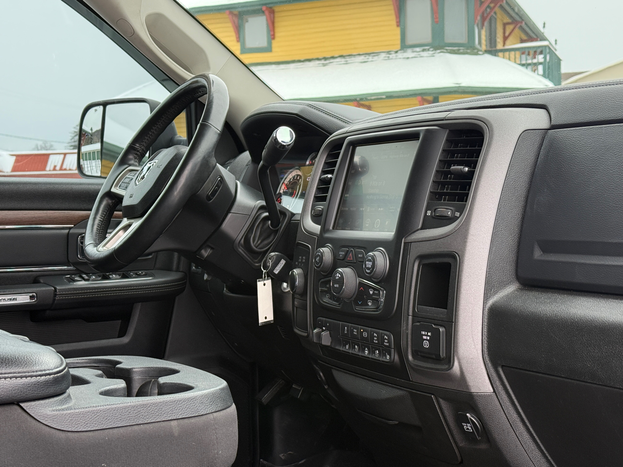 RAM 2500 Laramie Crew Cab SWB 4WD 2017