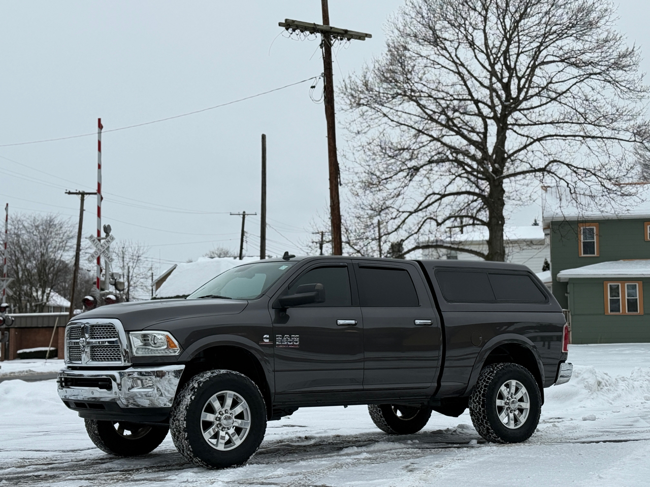RAM 2500 Laramie Crew Cab SWB 4WD 2017