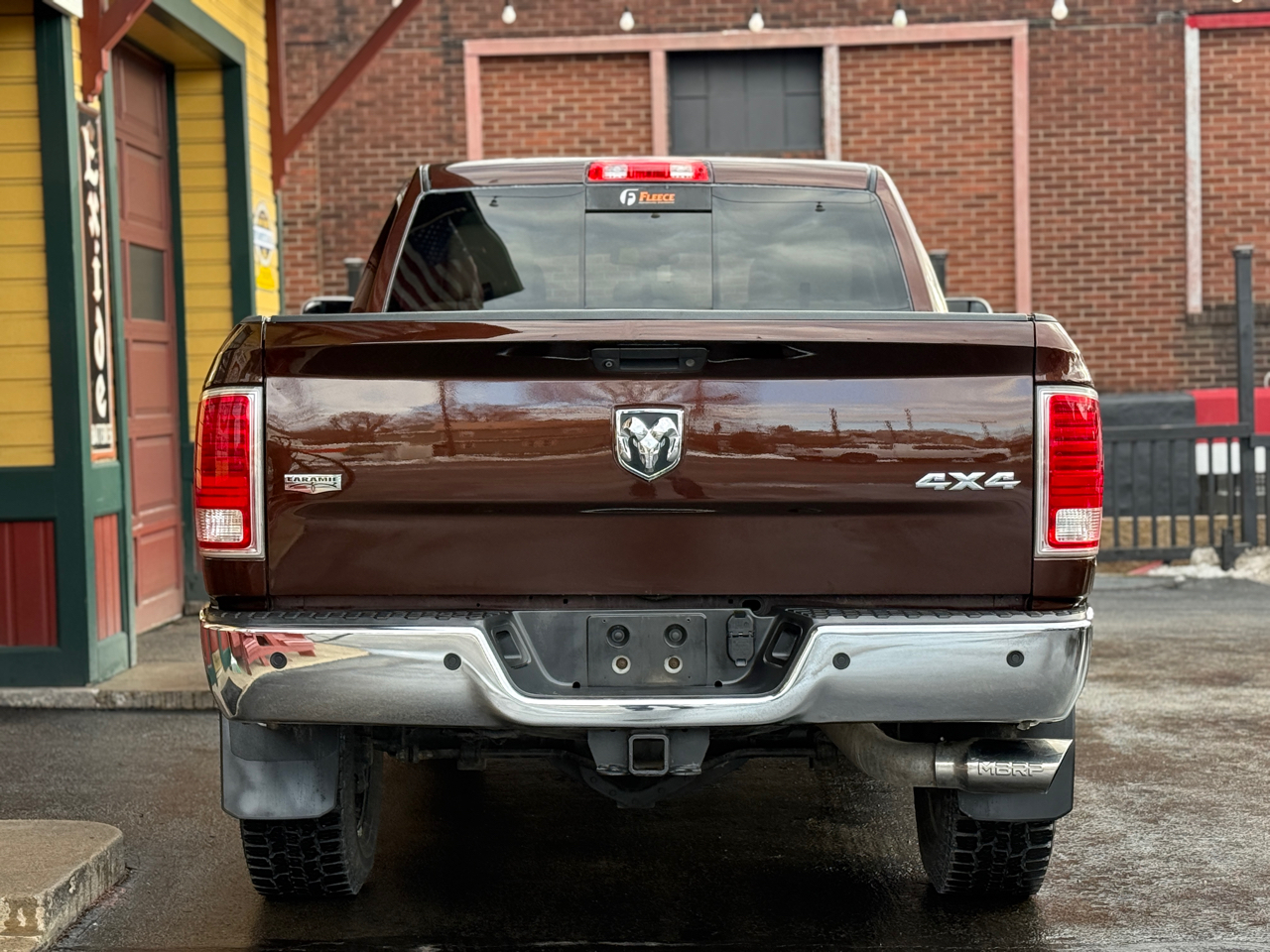 RAM 2500 Laramie Crew Cab SWB 4WD 2015