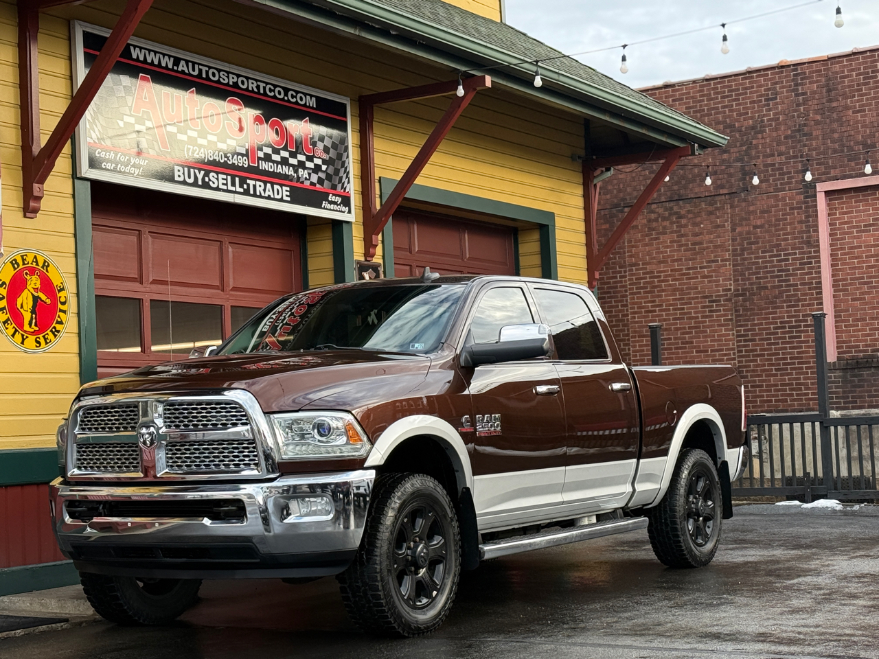 RAM 2500 Laramie Crew Cab SWB 4WD 2015