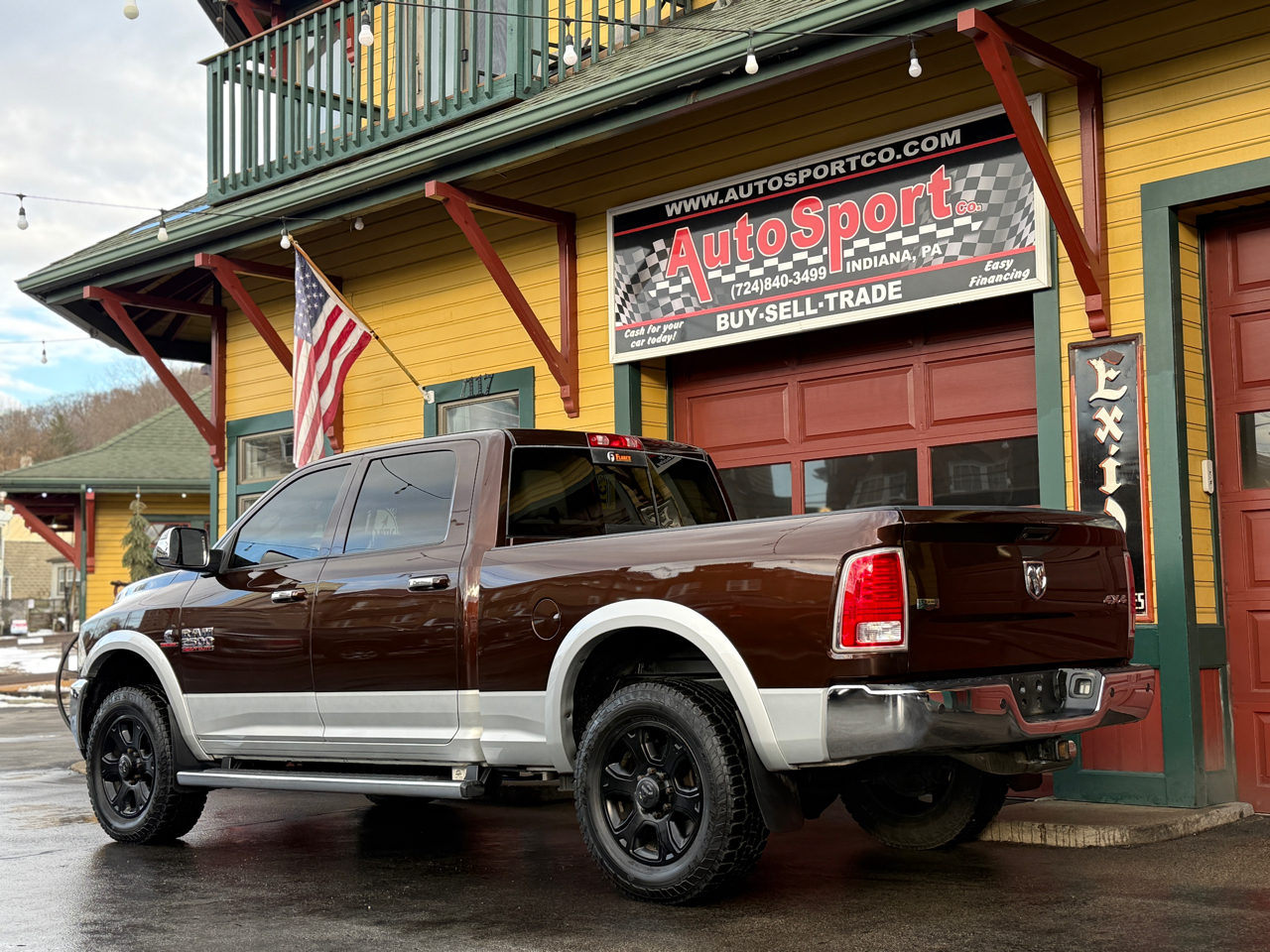 RAM 2500 Laramie Crew Cab SWB 4WD 2015