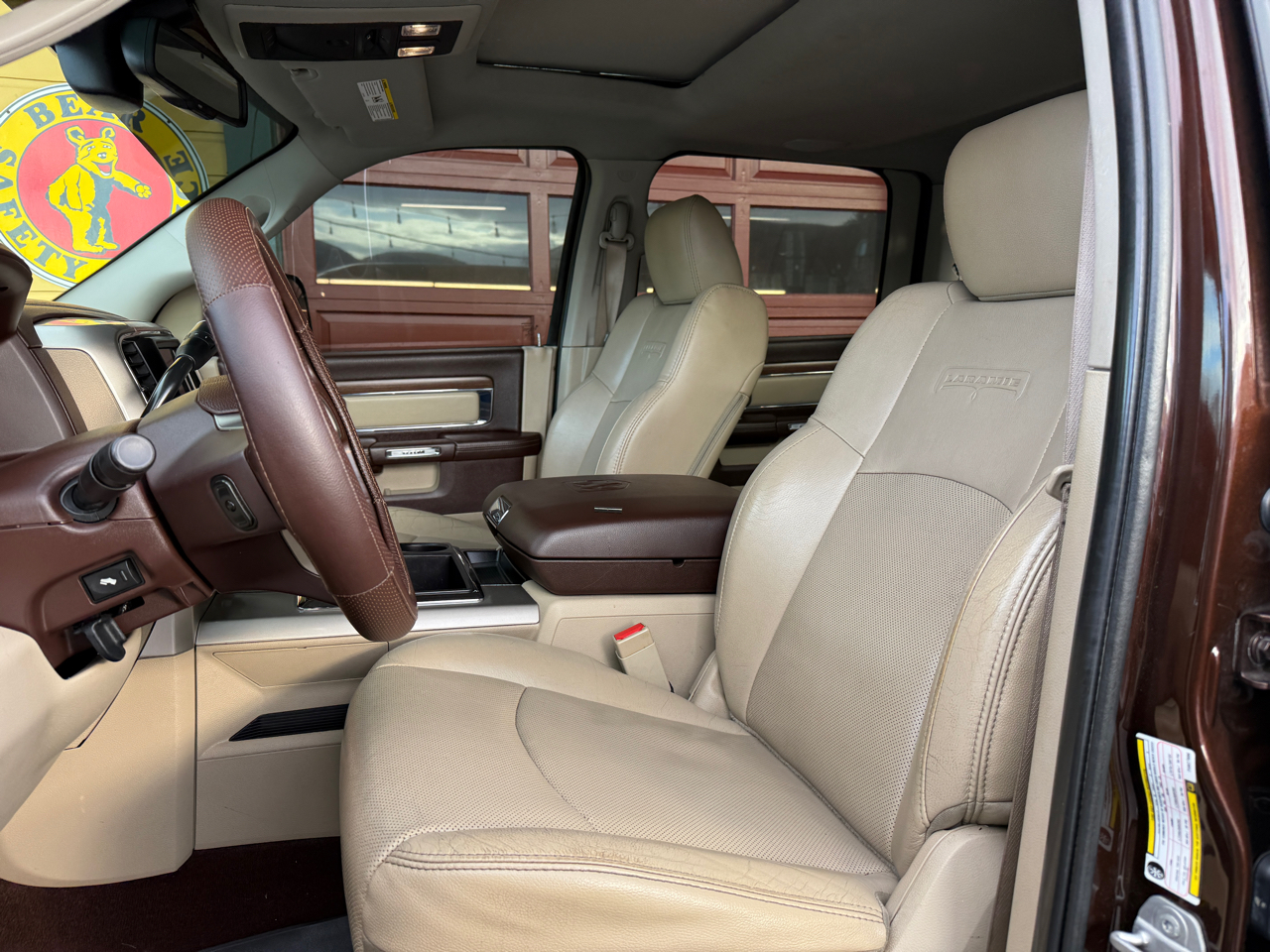 RAM 2500 Laramie Crew Cab SWB 4WD 2015