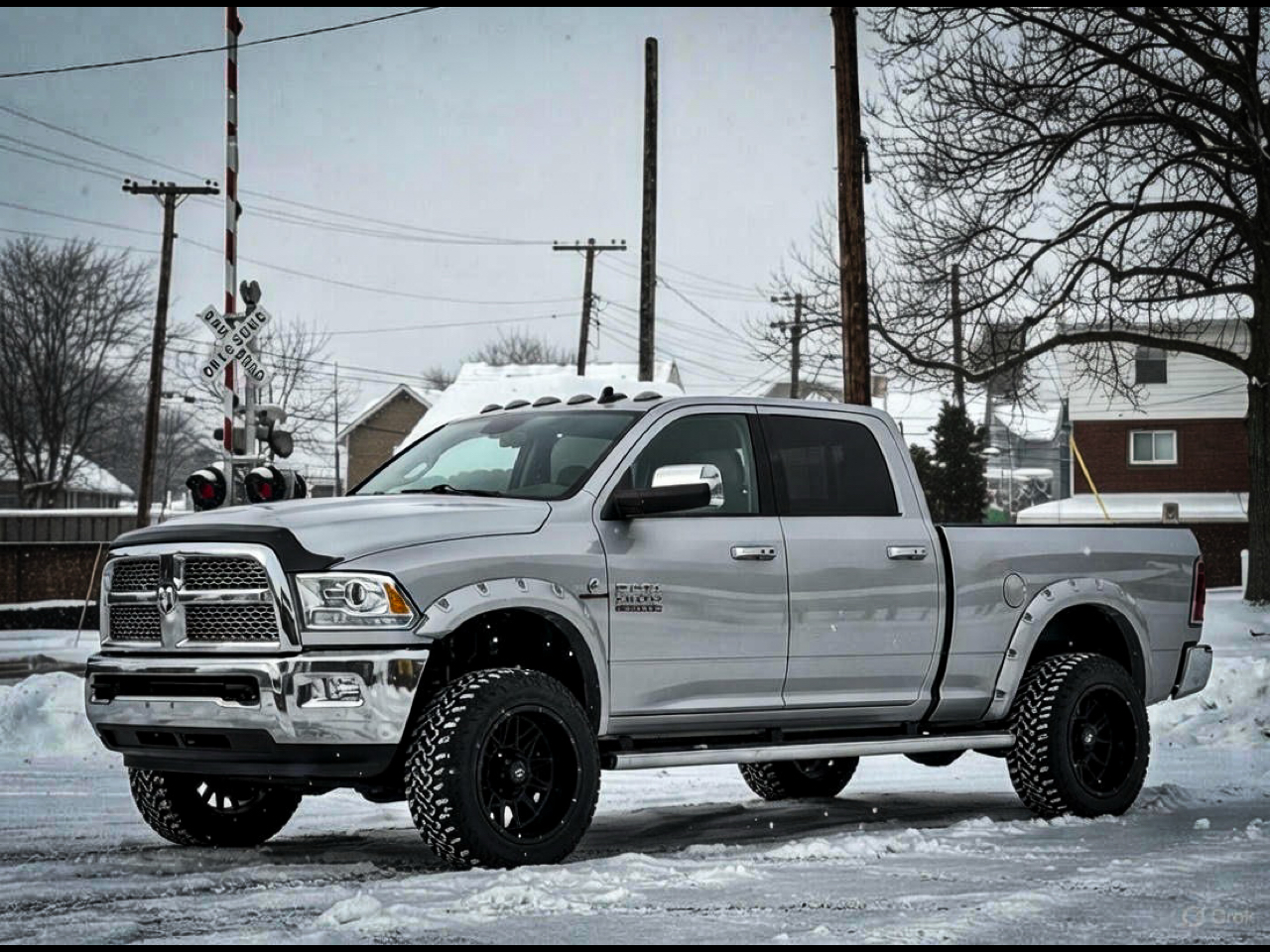 RAM 3500 Laramie Crew Cab SWB 4WD 2014