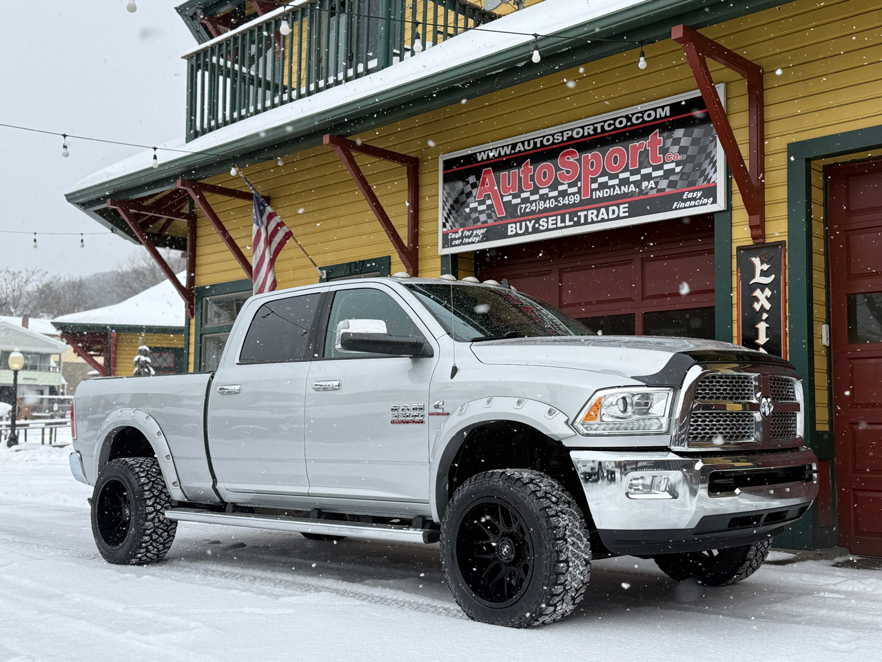 RAM 3500 Laramie Crew Cab SWB 4WD 2014