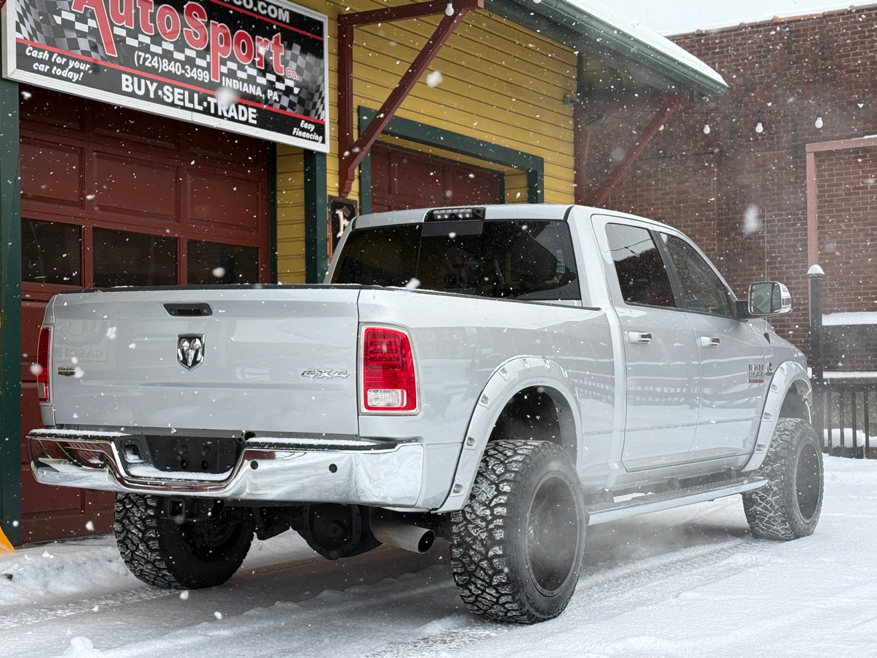 RAM 3500 Laramie Crew Cab SWB 4WD 2014