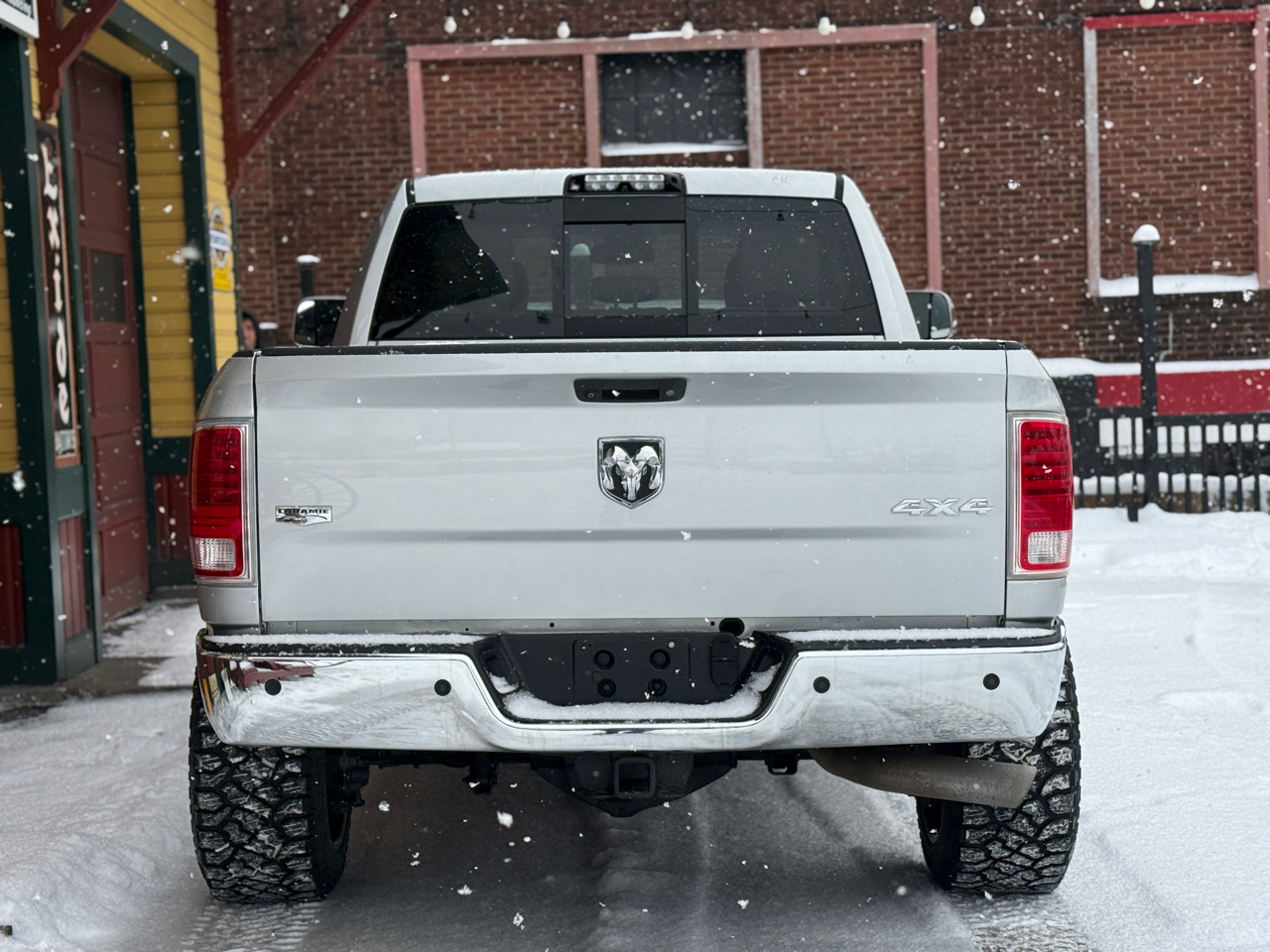 RAM 3500 Laramie Crew Cab SWB 4WD 2014