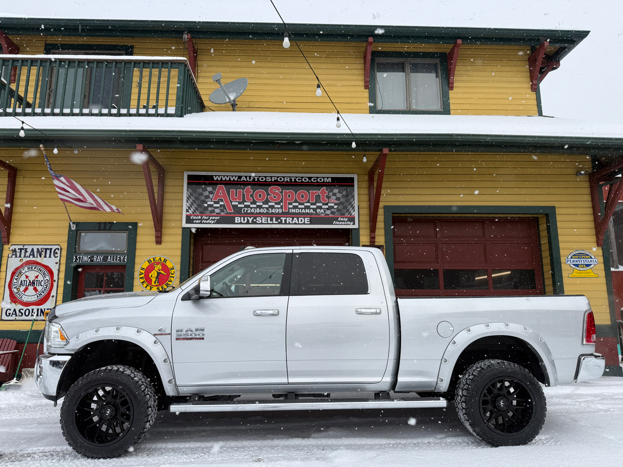 RAM 3500 Laramie Crew Cab SWB 4WD 2014