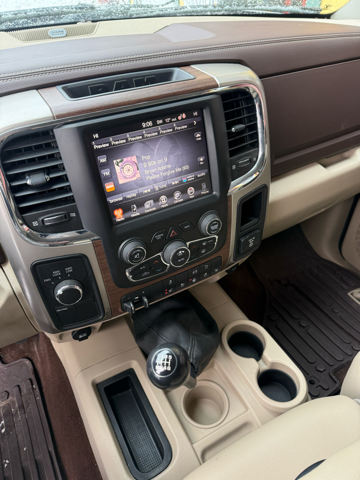 RAM 3500 Laramie Crew Cab SWB 4WD 2014