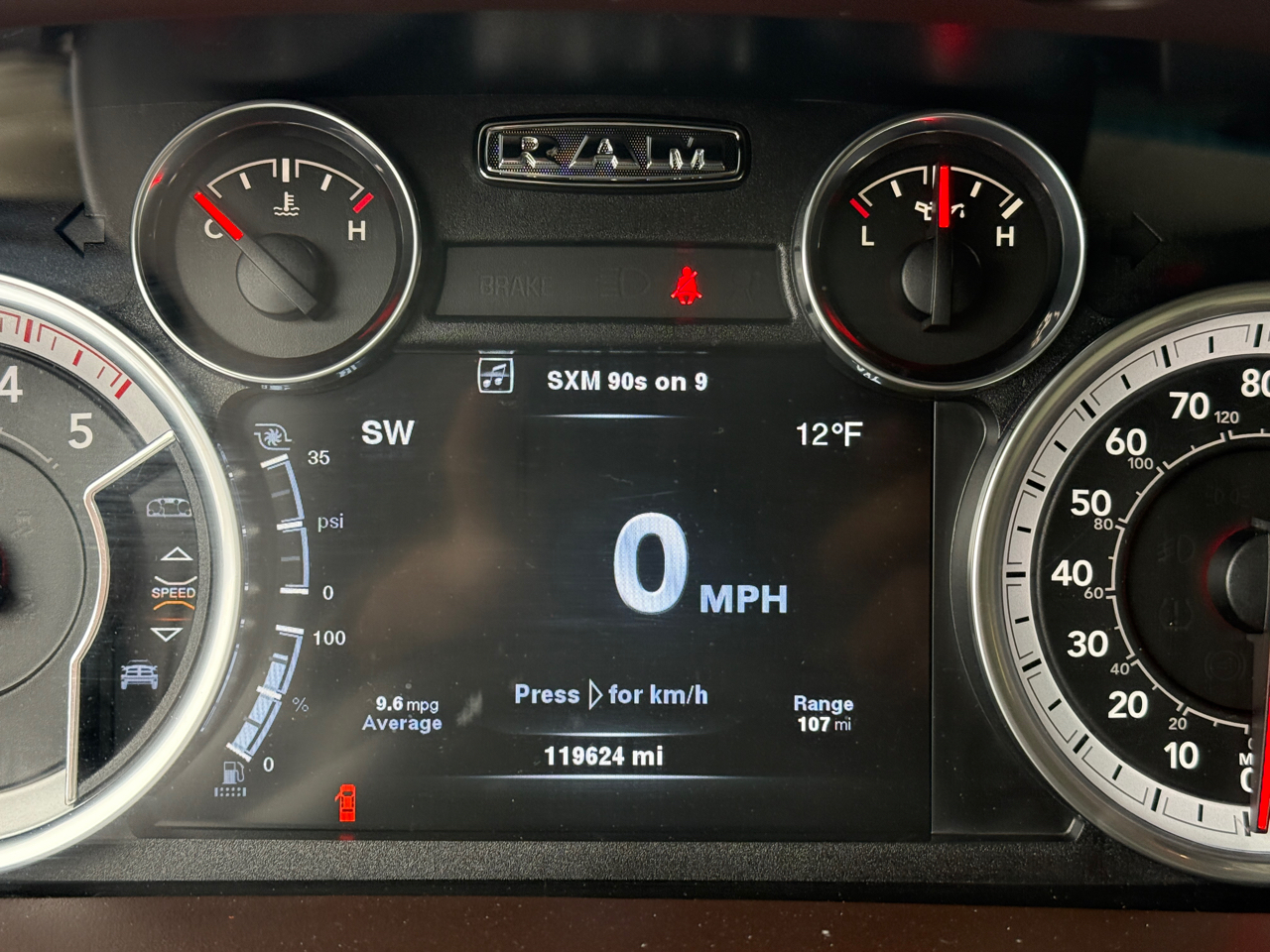 RAM 3500 Laramie Crew Cab SWB 4WD 2014