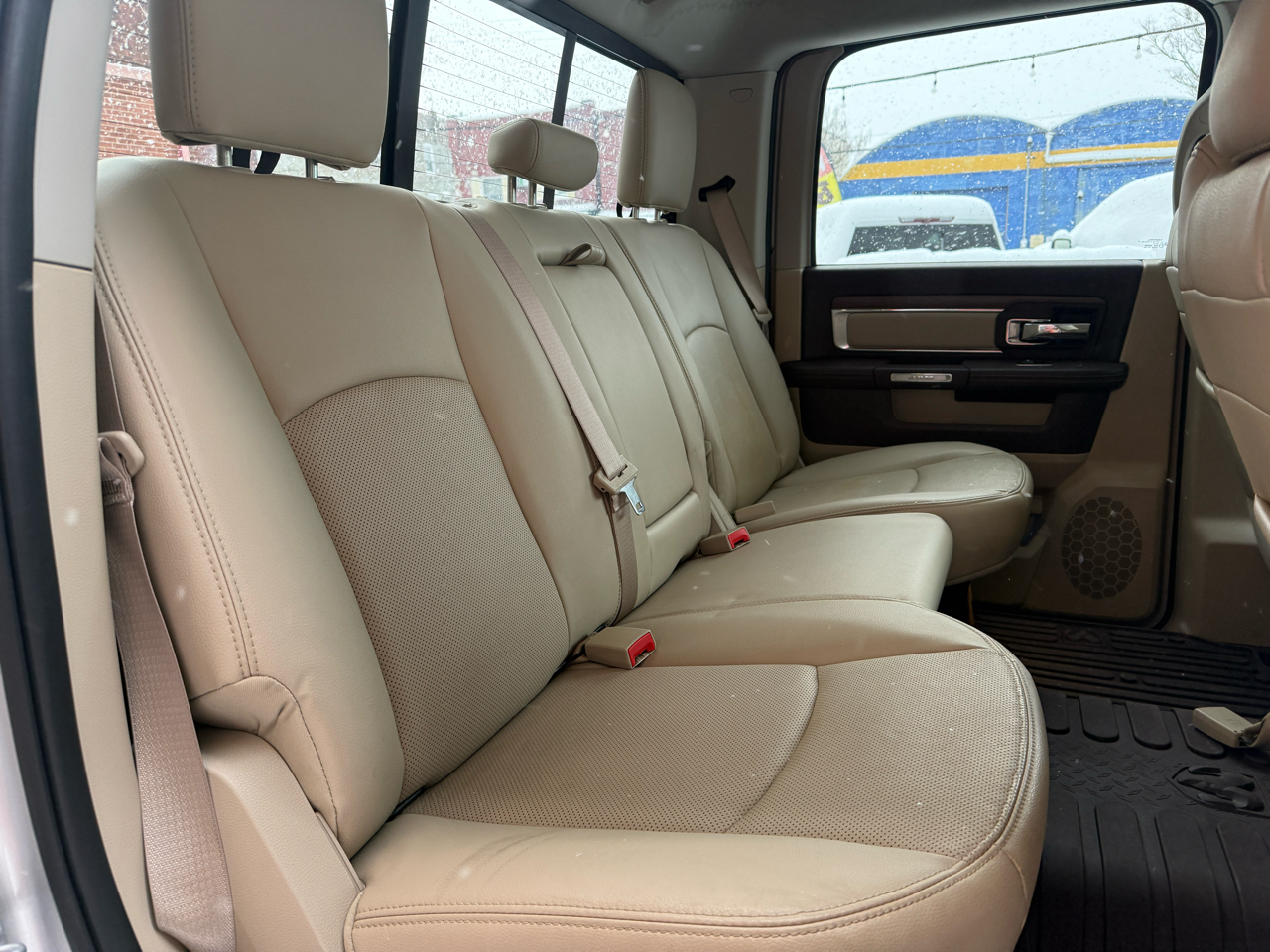 RAM 3500 Laramie Crew Cab SWB 4WD 2014