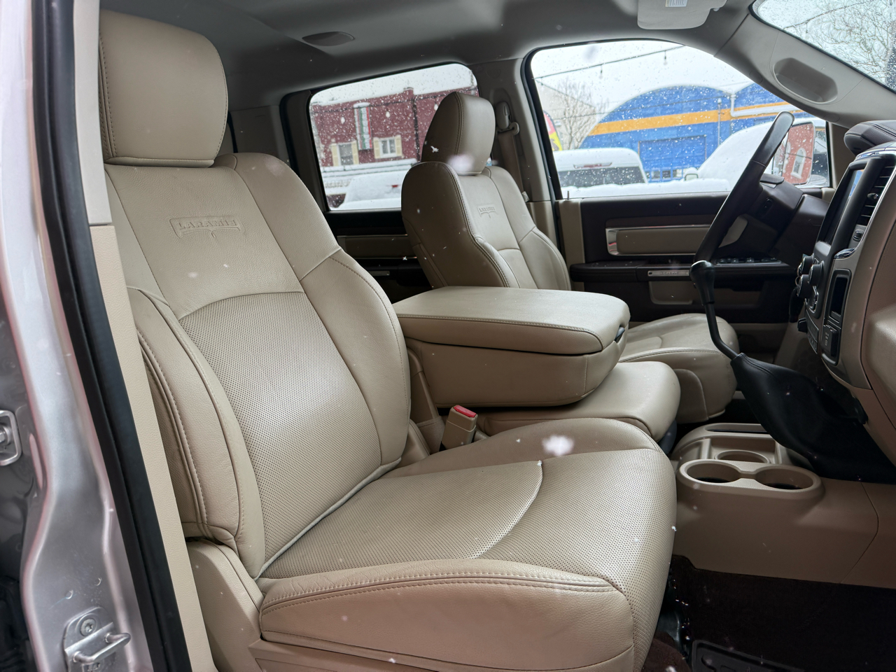 RAM 3500 Laramie Crew Cab SWB 4WD 2014