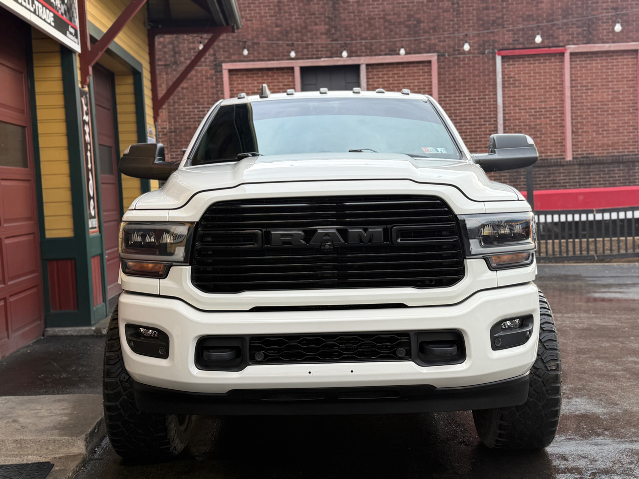 RAM 2500 Laramie Crew Cab SWB 4WD 2021