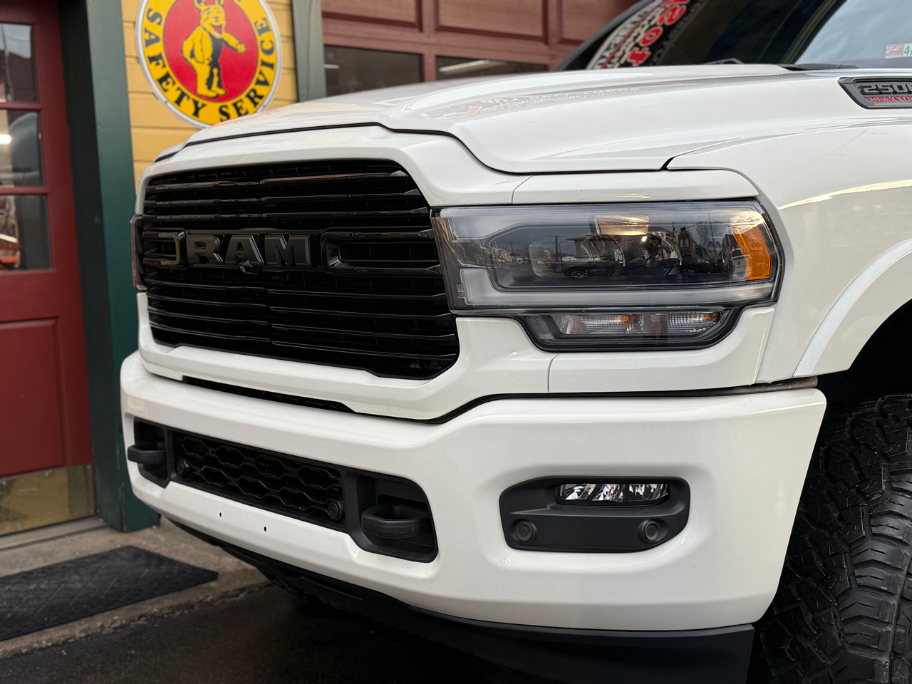 RAM 2500 Laramie Crew Cab SWB 4WD 2021