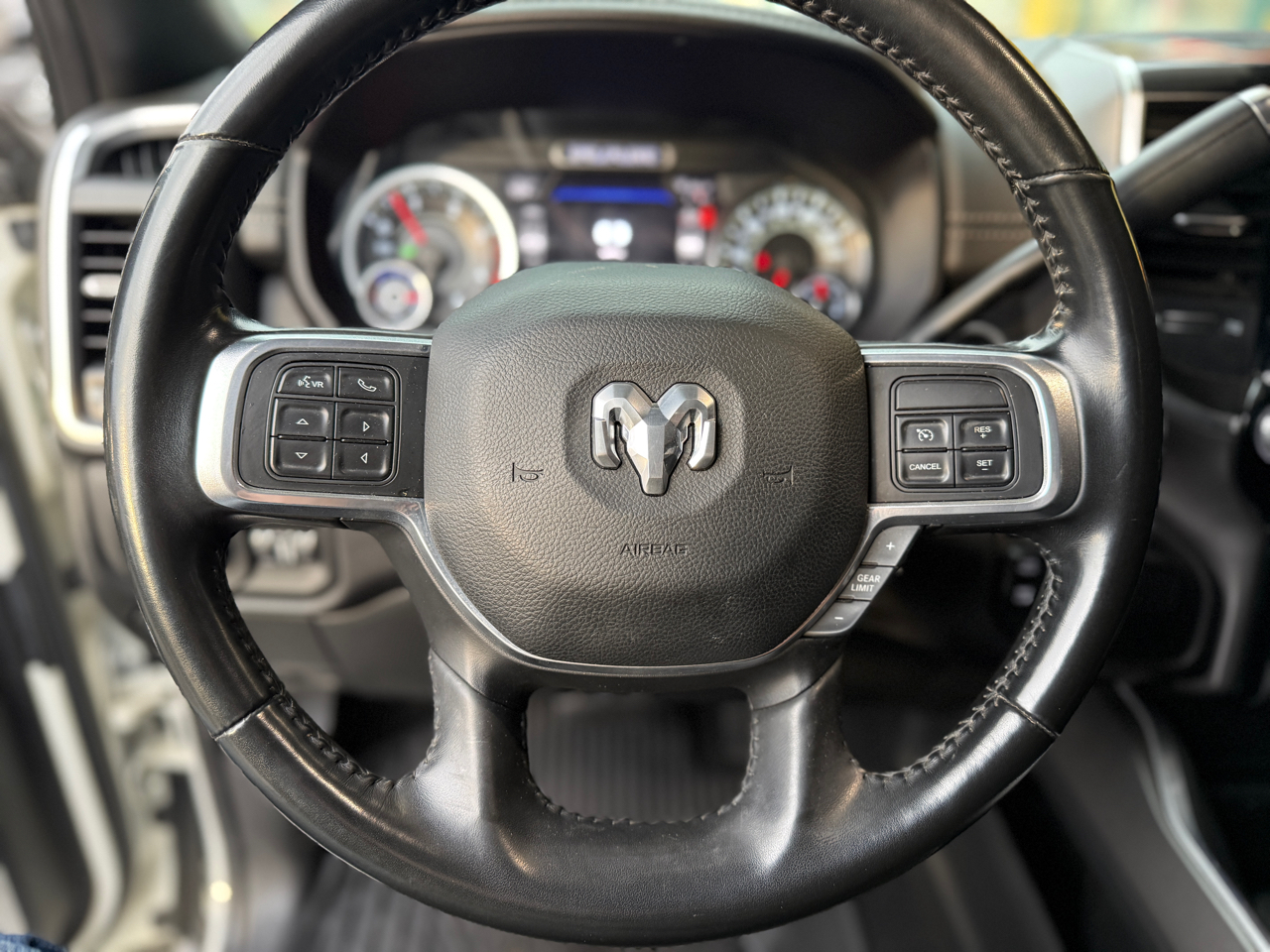 RAM 2500 Laramie Crew Cab SWB 4WD 2021