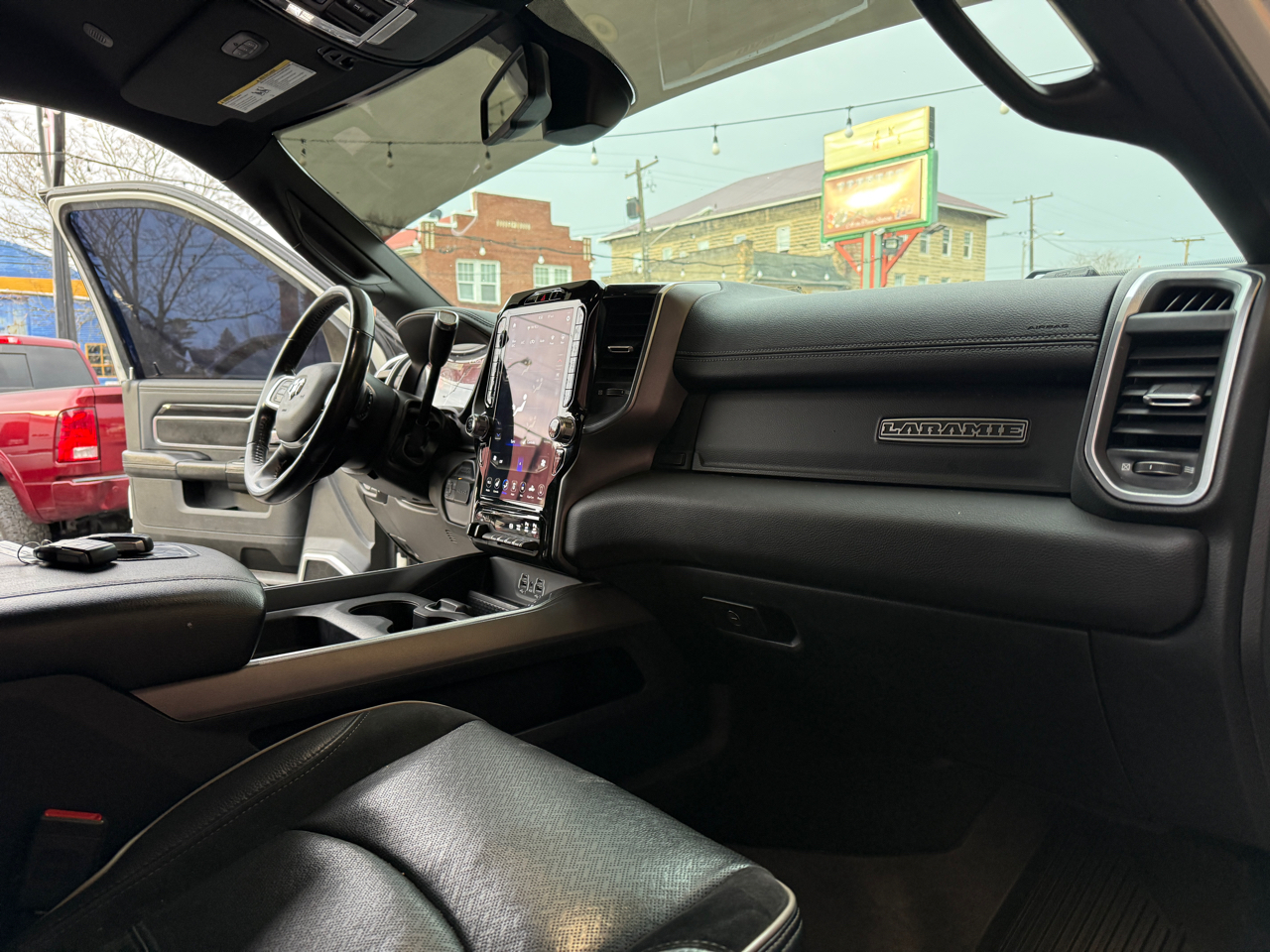 RAM 2500 Laramie Crew Cab SWB 4WD 2021