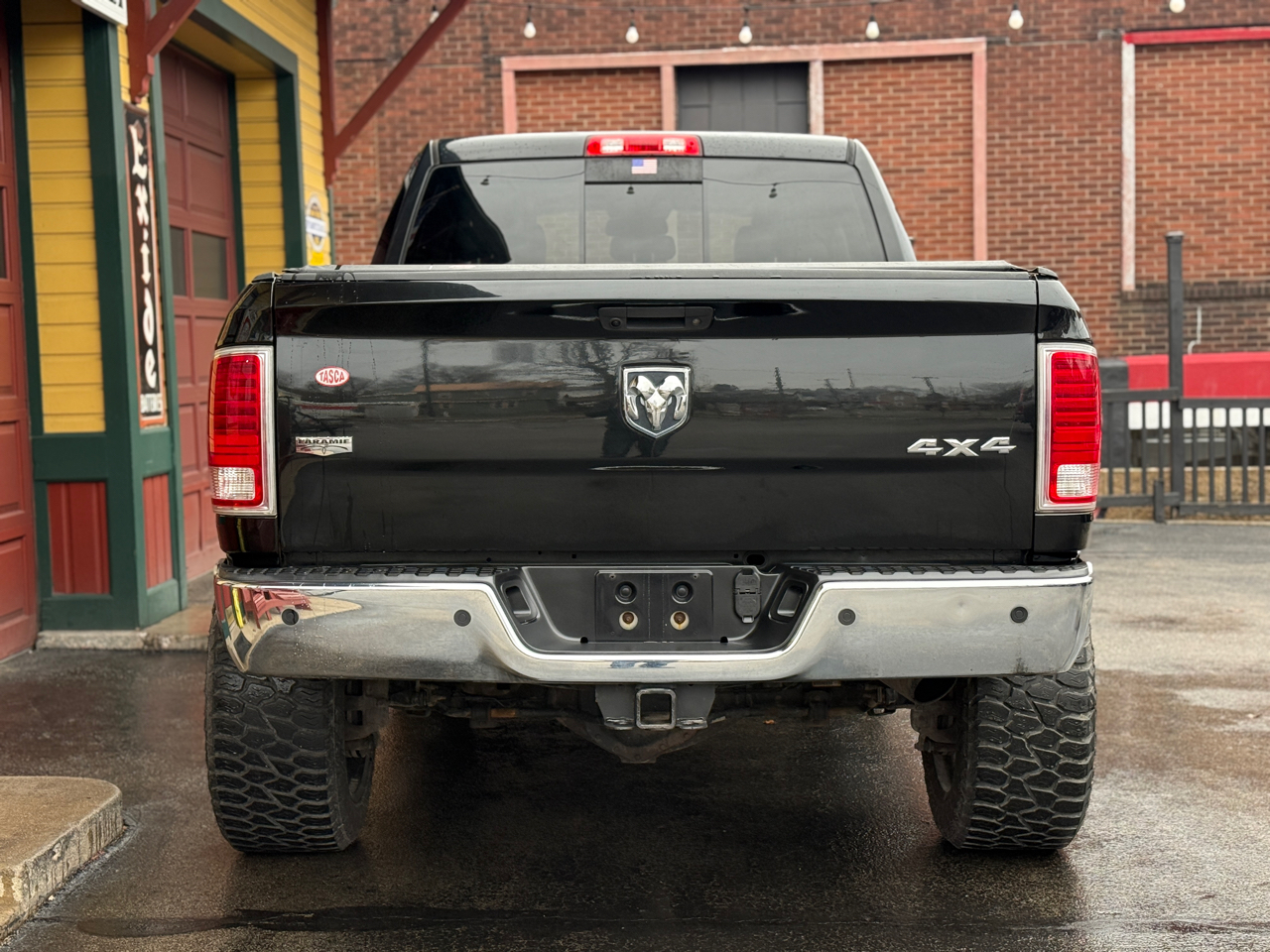 RAM 2500 Laramie Crew Cab SWB 4WD 2015