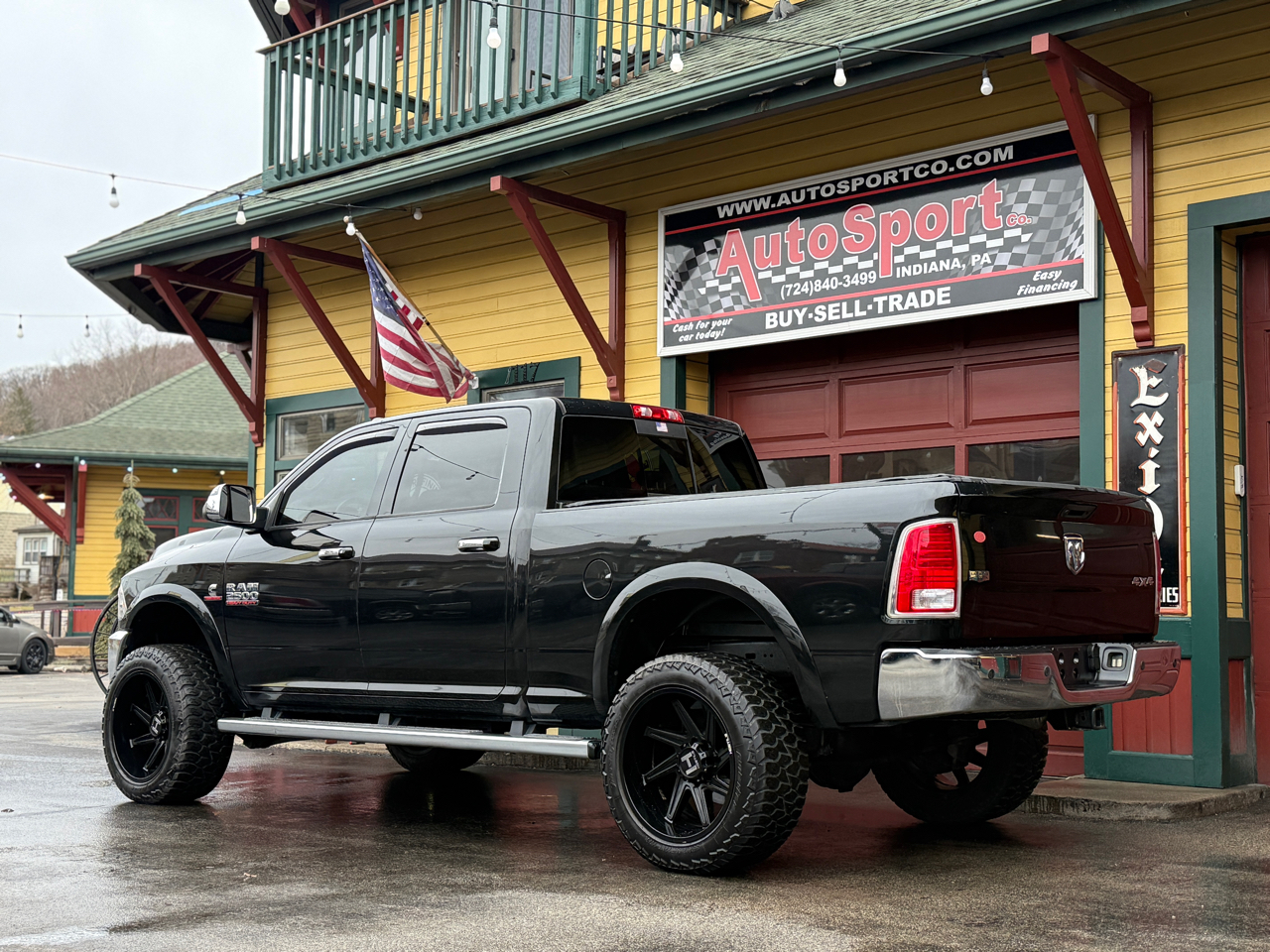 RAM 2500 Laramie Crew Cab SWB 4WD 2015