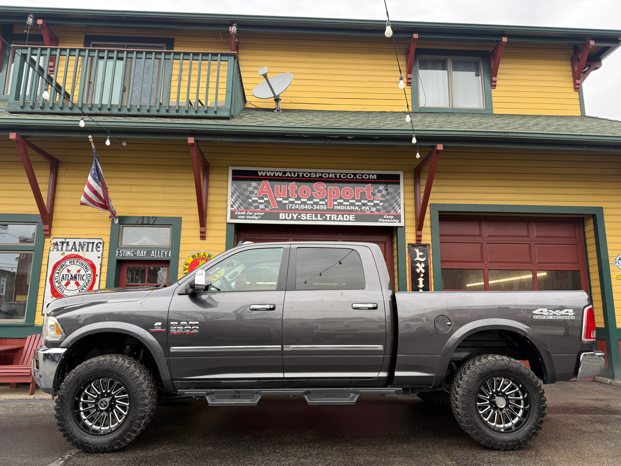 RAM 2500 Laramie Crew Cab SWB 4WD 2017