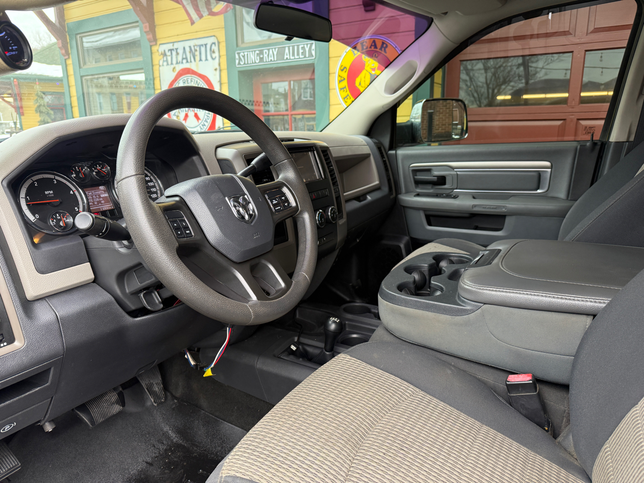 RAM 2500 ST Crew Cab SWB 4WD 2012