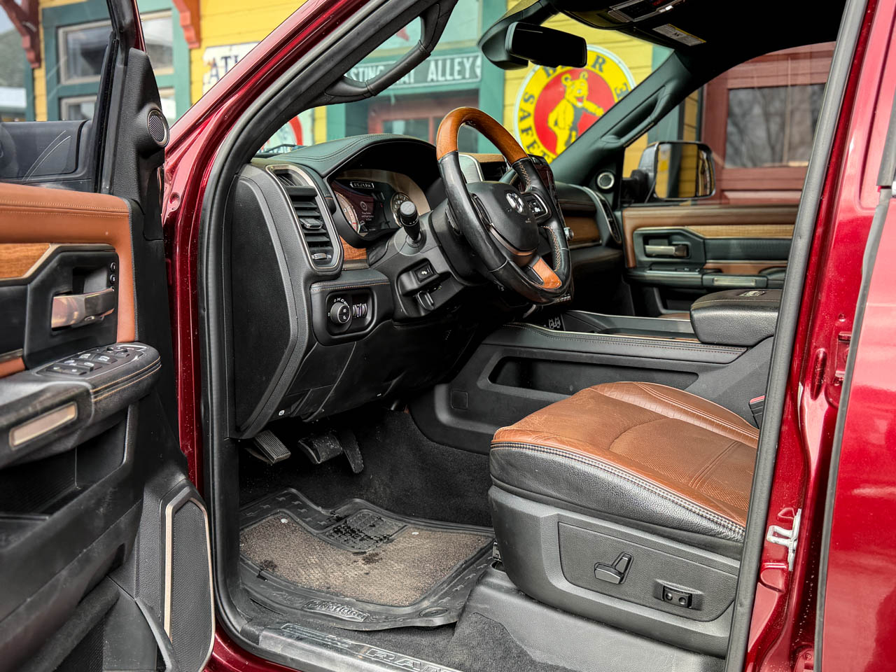 RAM 3500 Longhorn Mega Cab 4WD 2019