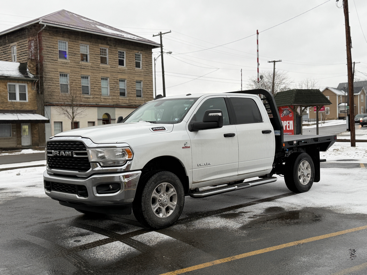 2024 RAM 2500 Tradesman Crew Cab SWB 4WD