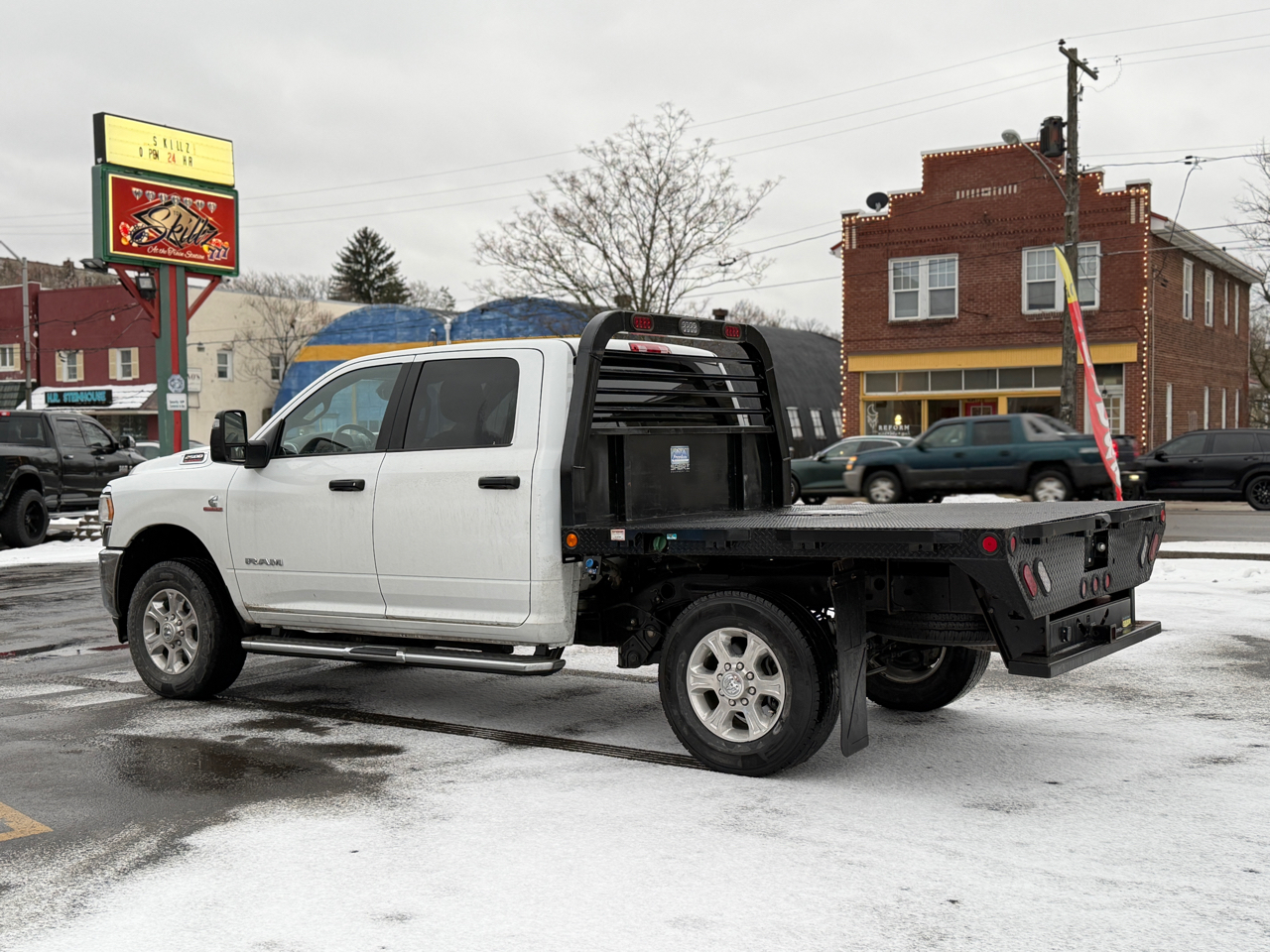 RAM 2500 Tradesman Crew Cab SWB 4WD 2024
