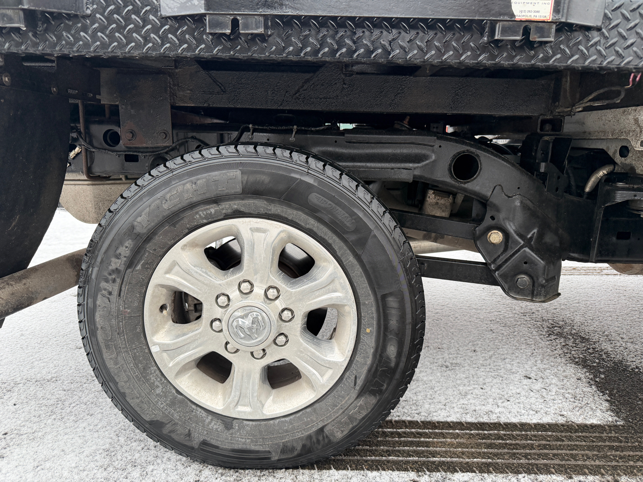 RAM 2500 Tradesman Crew Cab SWB 4WD 2024