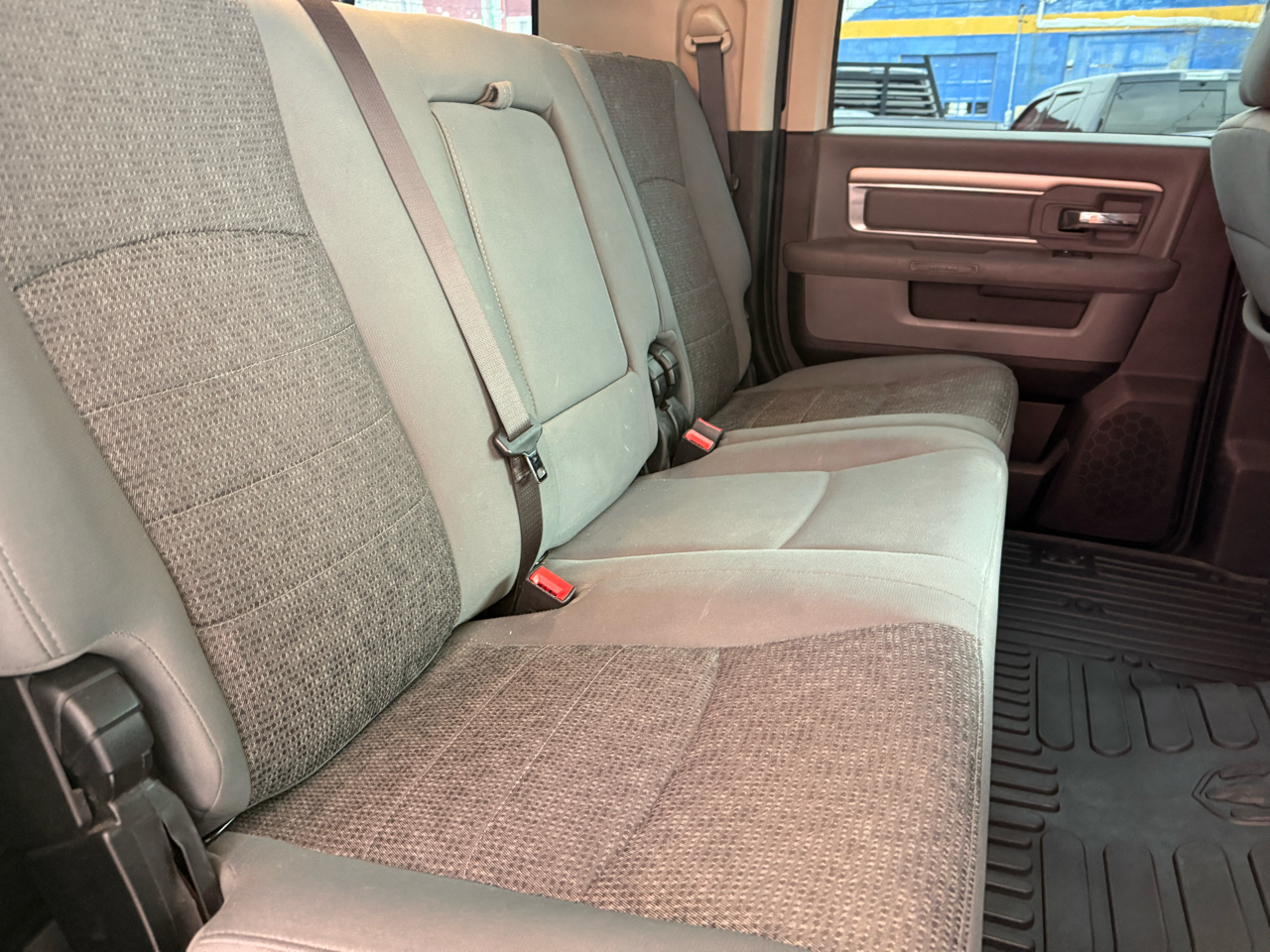 RAM 2500 Big Horn Mega Cab 4WD 2017