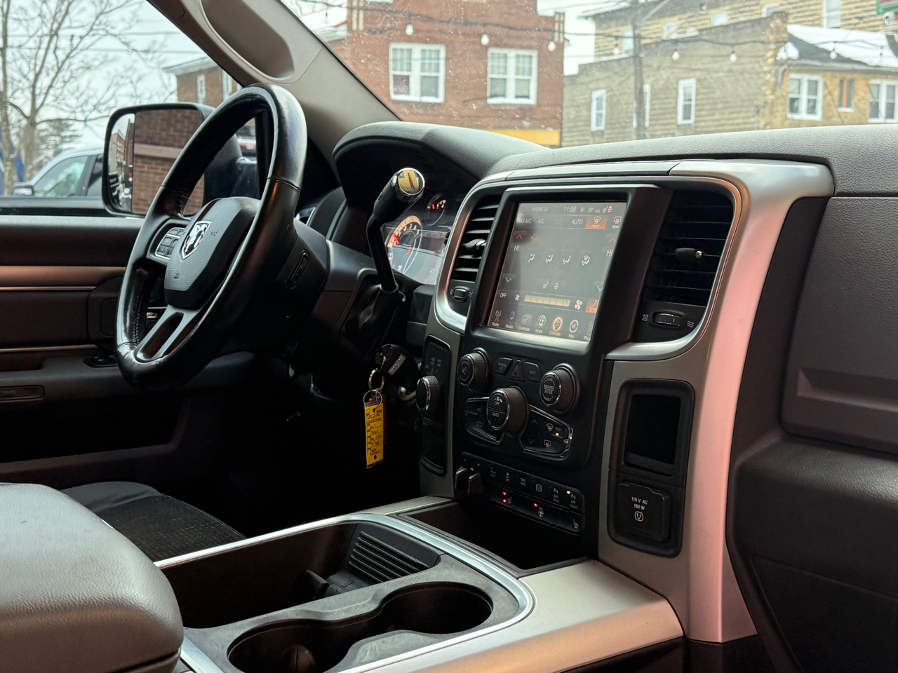 RAM 2500 Big Horn Mega Cab 4WD 2017