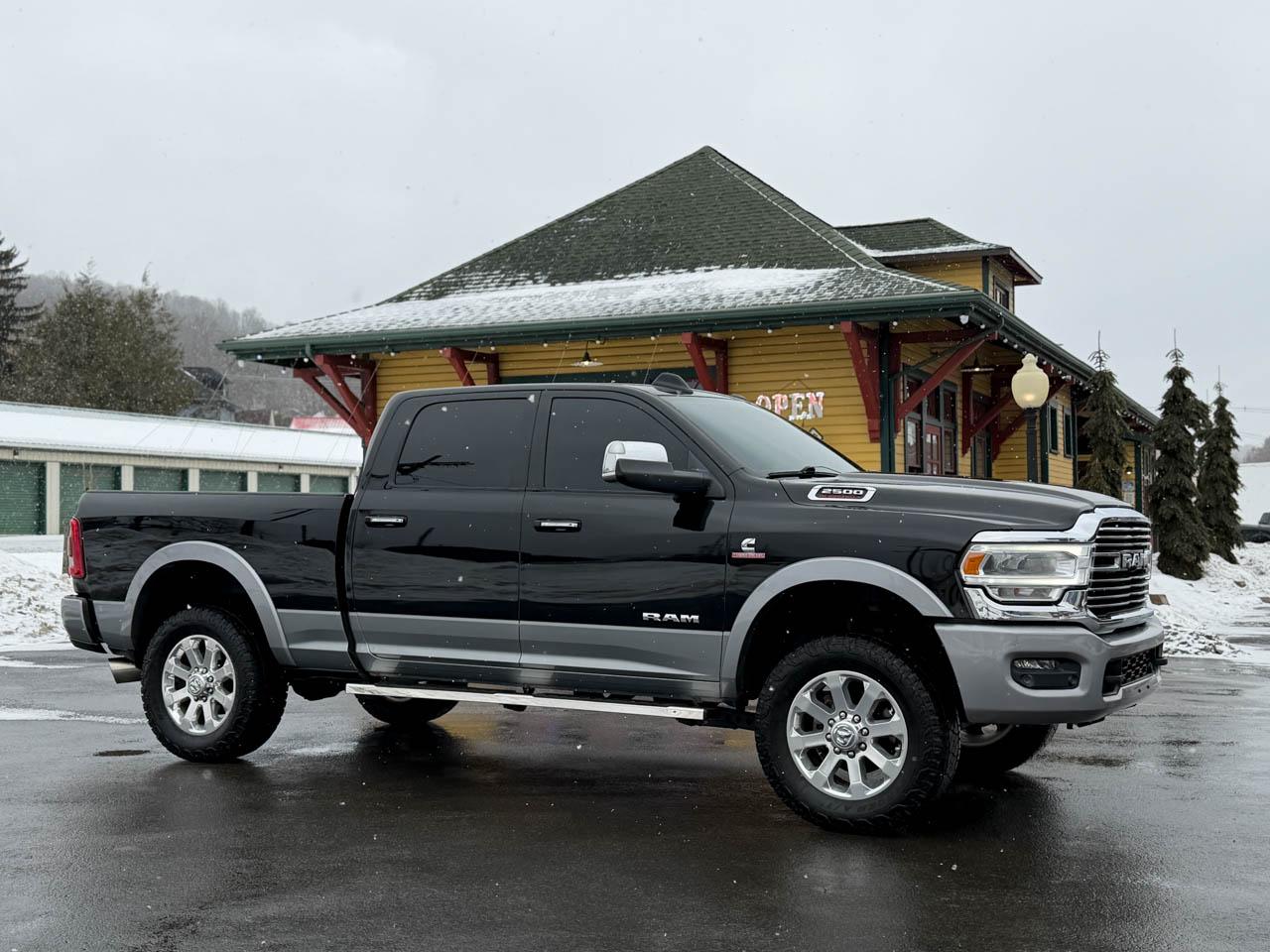 RAM 2500 Laramie Crew Cab SWB 4WD 2020