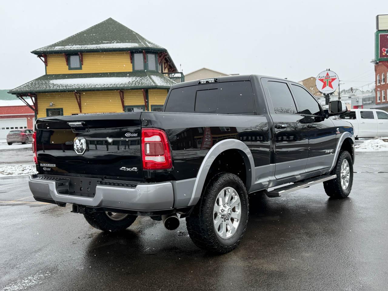 RAM 2500 Laramie Crew Cab SWB 4WD 2020
