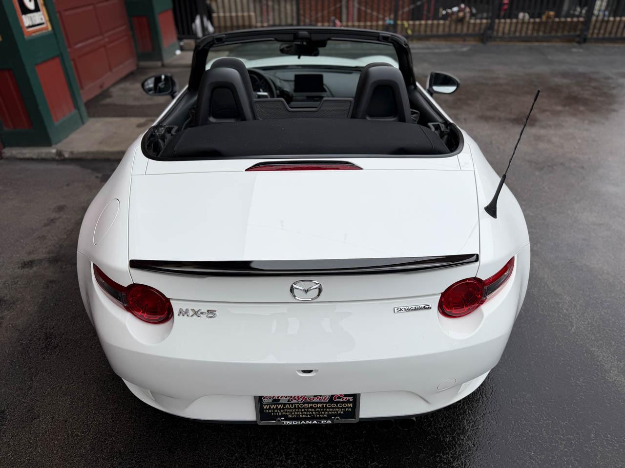 Mazda MX-5 Miata Sport 6MT 2020