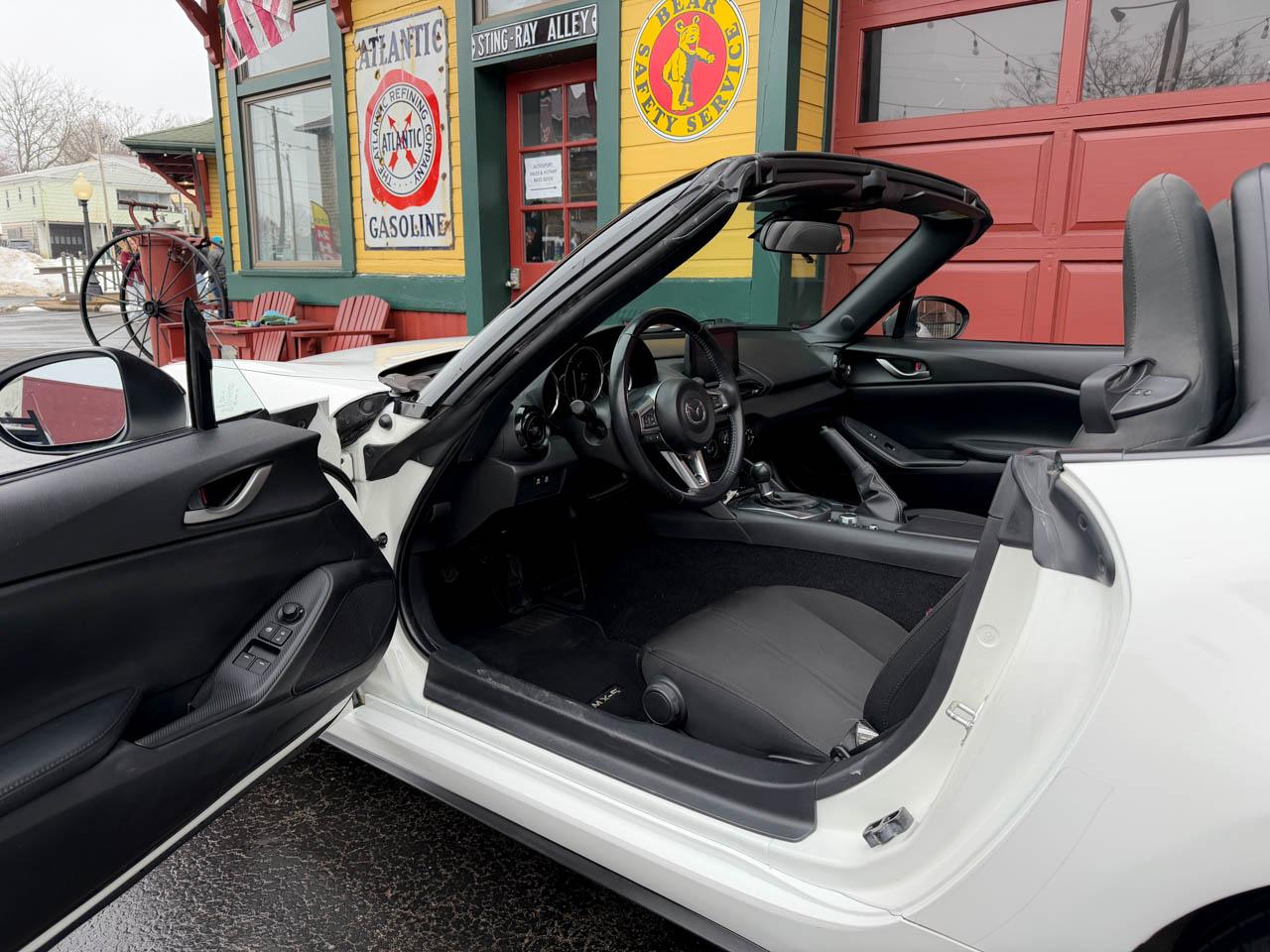 Mazda MX-5 Miata Sport 6MT 2020