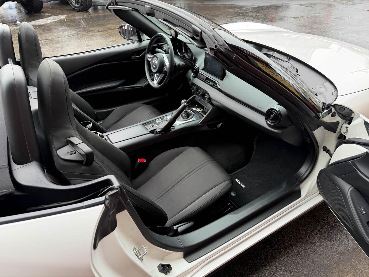 Mazda MX-5 Miata Sport 6MT 2020