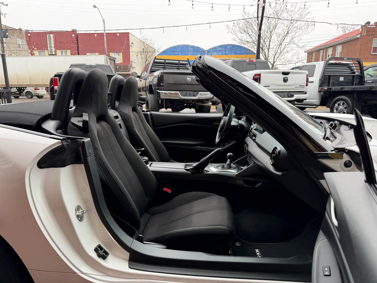 Mazda MX-5 Miata Sport 6MT 2020