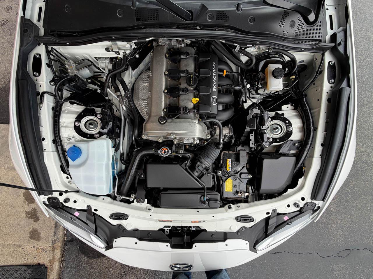 Mazda MX-5 Miata Sport 6MT 2020