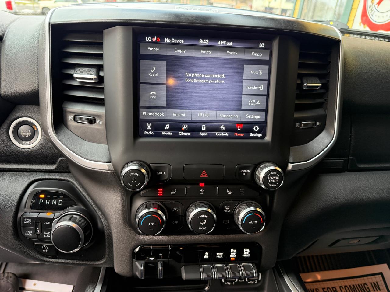 RAM 1500 Big Horn Crew Cab SWB 4WD 2020