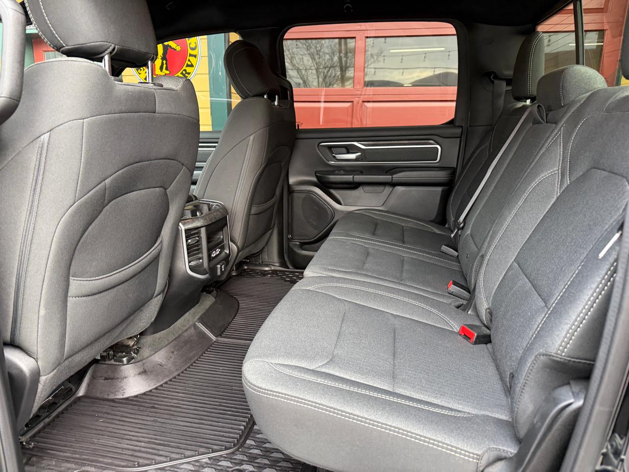 RAM 1500 Big Horn Crew Cab SWB 4WD 2020